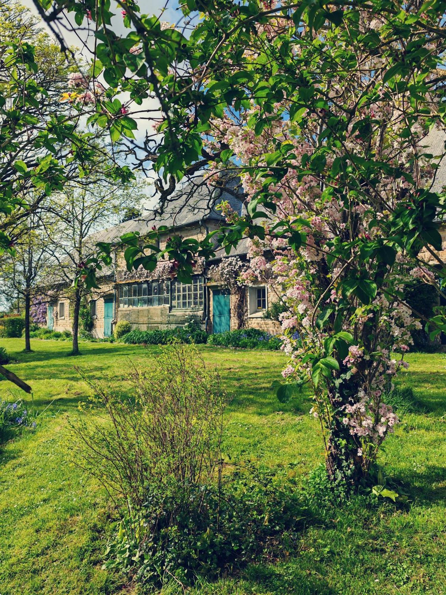 Domaine De L'Isle Maniere Apartment Saint-Quentin-sur-le-Homme Exterior foto